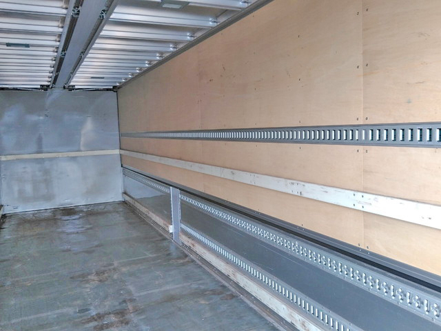 日野プロフィアアルミウイング大型（10t）[写真14]