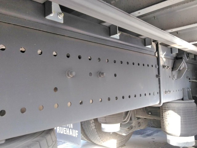 日野プロフィアアルミウイング大型（10t）[写真21]