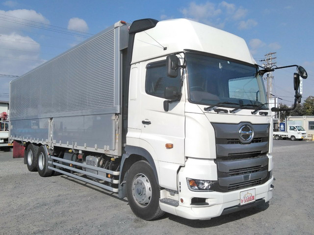 日野プロフィアアルミウイング大型（10t）[写真03]