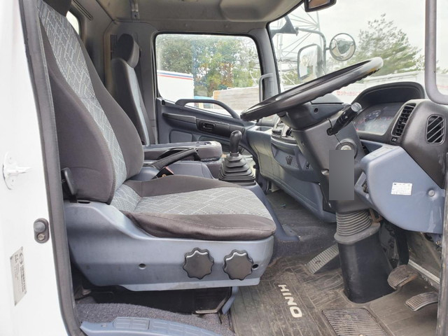 日野レンジャーアルミバン中型（4t）[写真35]