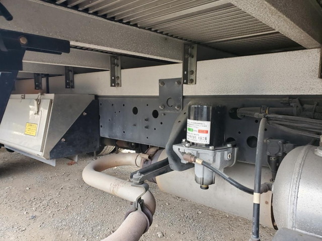 日野レンジャーアルミバン中型（4t）[写真07]