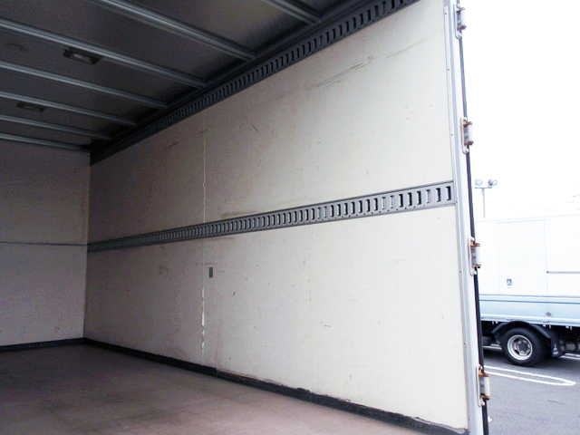 日産アトラスアルミバン小型（2t・3t）[写真10]