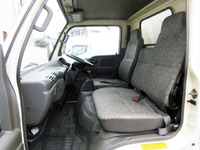 日産アトラスアルミバン小型（2t・3t）[写真36]