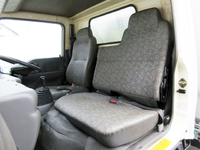 日産アトラスアルミバン小型（2t・3t）[写真37]