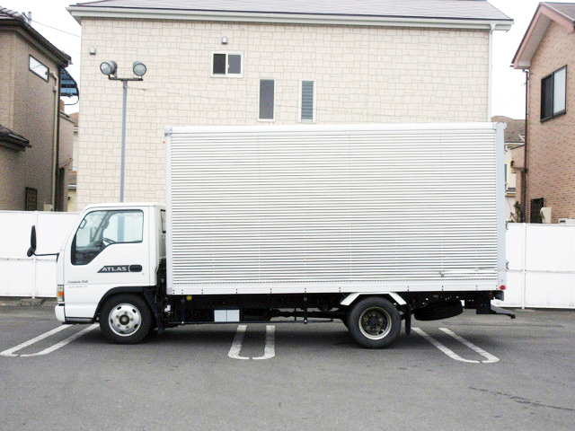 日産アトラスアルミバン小型（2t・3t）[写真05]