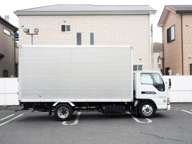 日産アトラスアルミバン小型（2t・3t）[写真06]