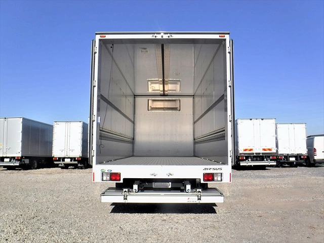 日野レンジャー冷蔵冷凍ウイング中型（4t）[写真11]