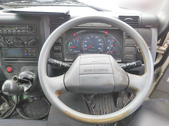 三菱ふそうキャンター冷凍車（冷蔵車）小型（2t・3t）[写真20]