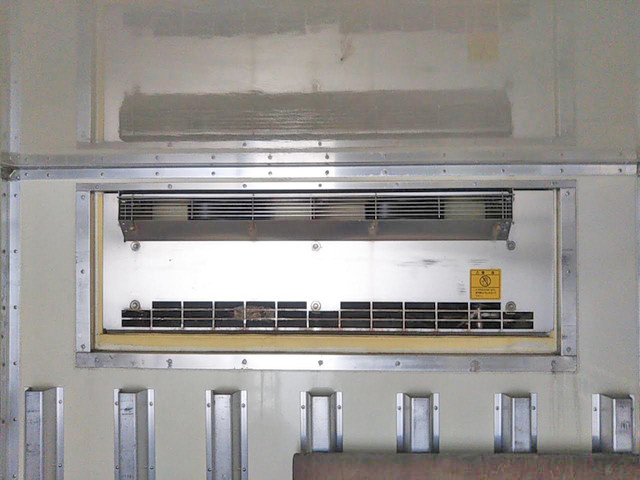 三菱ふそうキャンター冷凍車（冷蔵車）小型（2t・3t）[写真07]