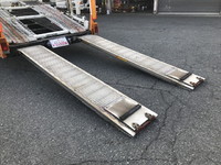 日野レンジャーキャリアカー増トン（6t・8t）[写真15]