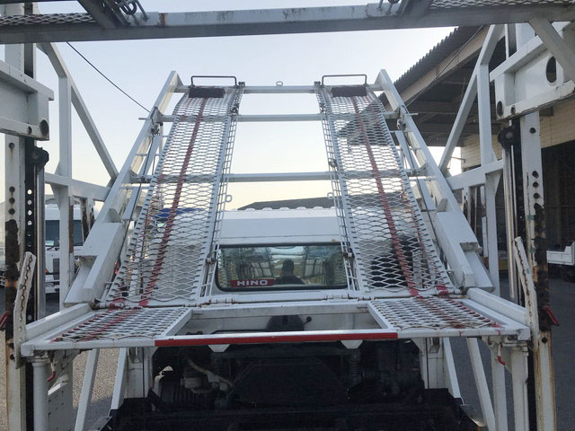 日野レンジャーキャリアカー増トン（6t・8t）[写真09]