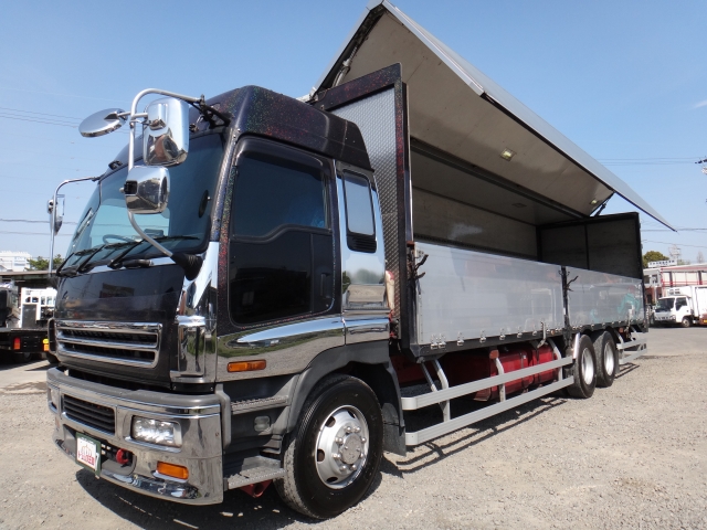 いすゞギガアルミウイング大型（10t）KL-CYL51V3W [写真01]