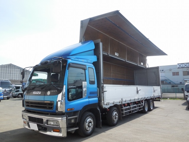 いすゞギガアルミウイング大型（10t）KL-CYJ51W3 [写真01]