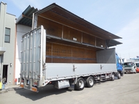 いすゞギガアルミウイング大型（10t）[写真02]