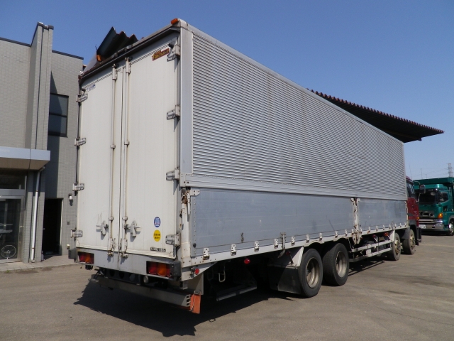 UDトラックスビッグサムアルミウイング大型（10t）[写真02]