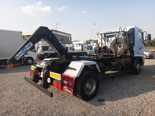 日野レンジャーアームロール中型（4t）[写真02]