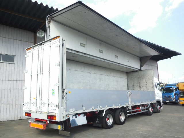 三菱ふそうスーパーグレートアルミウイング大型（10t）[写真02]