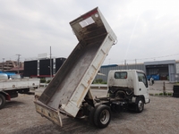 いすゞエルフダンプ小型（2t・3t）[写真02]