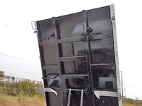 いすゞエルフダンプ小型（2t・3t）[写真30]