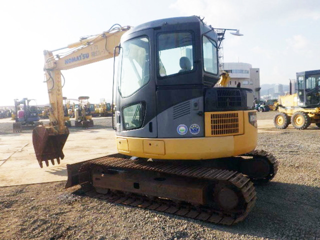 コマツユンボ（バックホー）[写真03]