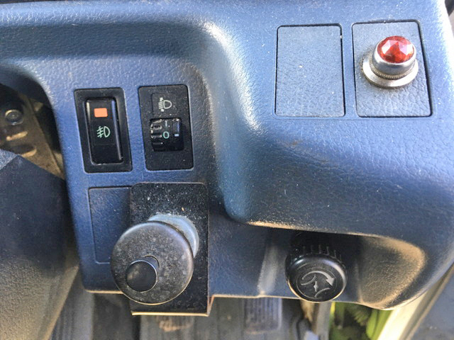 日野レンジャーパッカー車（塵芥車）中型（4t）[写真25]