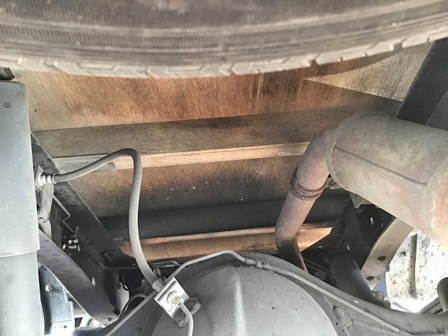 日産アトラス平ボディ小型（2t・3t）[写真10]