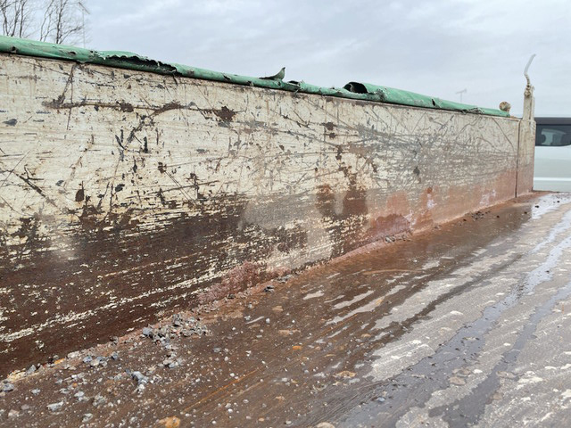 いすゞエルフダンプ小型（2t・3t）[写真13]