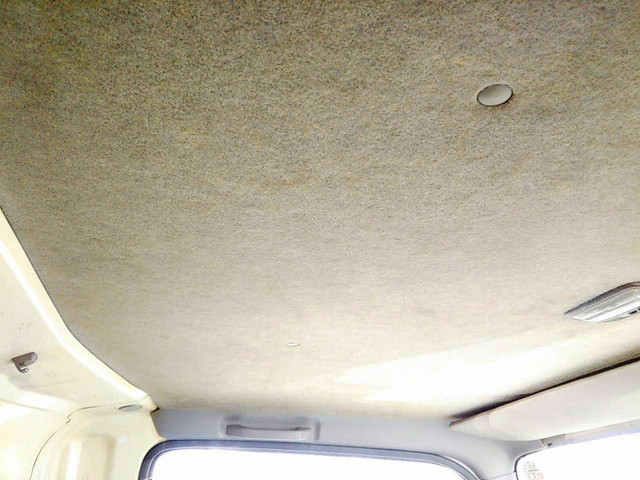 いすゞエルフ平ボディ小型（2t・3t）[写真18]