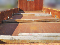 いすゞエルフ平ボディ小型（2t・3t）[写真07]