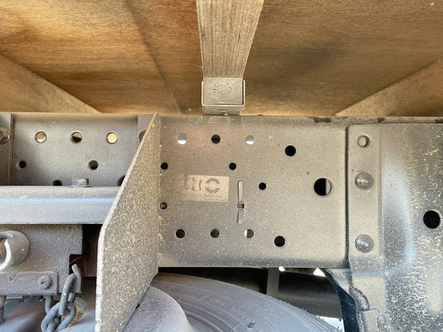 マツダタイタン平ボディ小型（2t・3t）[写真22]