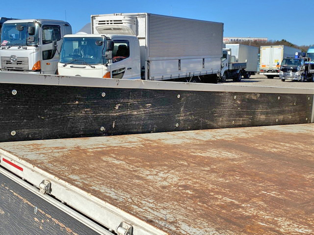 マツダタイタン平ボディ小型（2t・3t）[写真12]