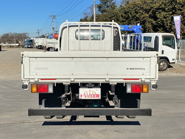 マツダタイタン平ボディ小型（2t・3t）[写真09]