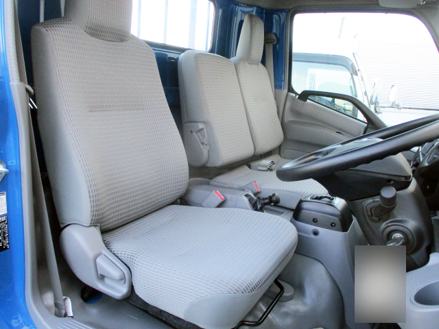 日野デュトロ平ボディ小型（2t・3t）[写真27]