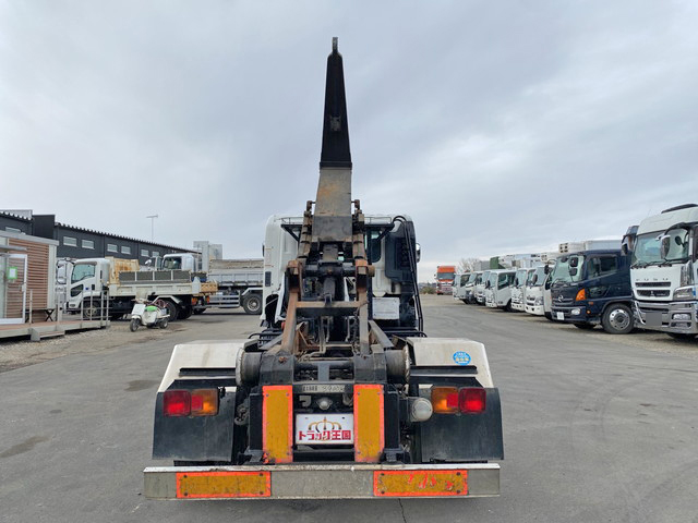 日野レンジャーアームロール中型（4t）[写真10]