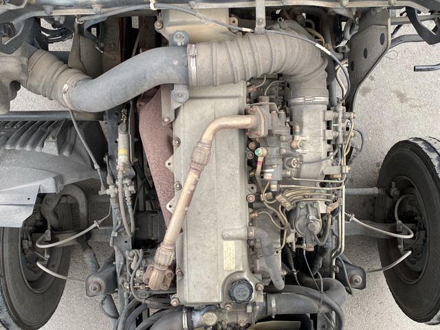 日野レンジャーアームロール中型（4t）[写真23]