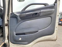 日野レンジャーアームロール中型（4t）[写真28]