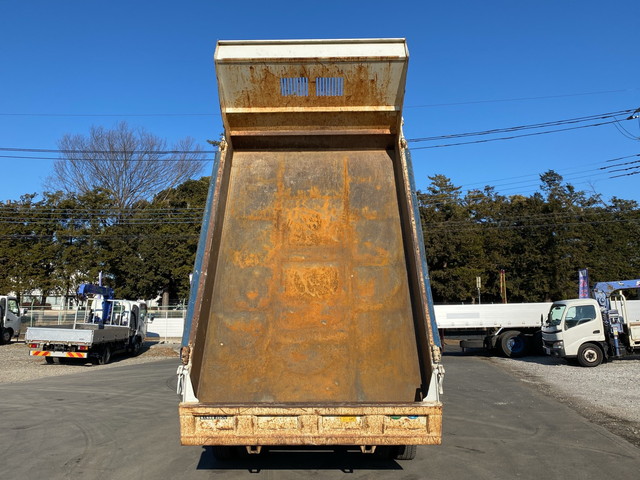 いすゞフォワードダンプ中型（4t）[写真12]