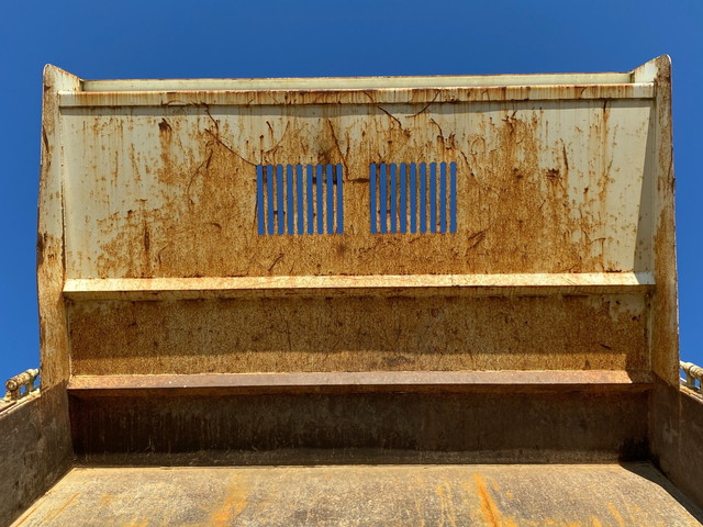 いすゞフォワードダンプ中型（4t）[写真13]