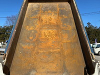 いすゞフォワードダンプ中型（4t）[写真14]