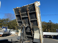 いすゞフォワードダンプ中型（4t）[写真16]