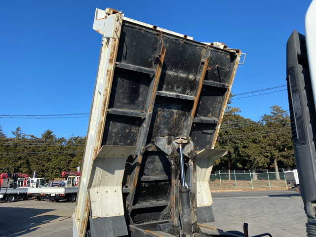 いすゞフォワードダンプ中型（4t）[写真17]