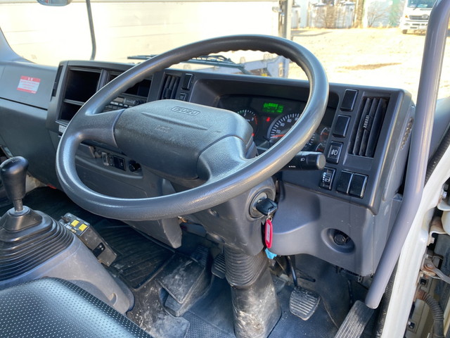 いすゞフォワードダンプ中型（4t）[写真31]