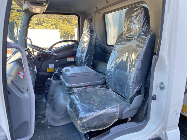 いすゞフォワードダンプ中型（4t）[写真32]