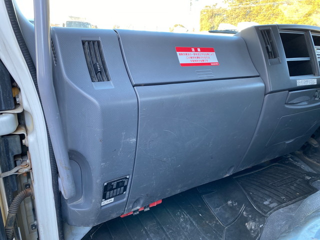 いすゞフォワードダンプ中型（4t）[写真33]