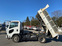 いすゞフォワードダンプ中型（4t）[写真06]