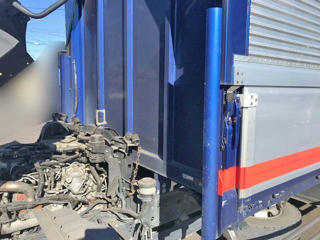 日野レンジャーアルミウイング中型（4t）[写真19]