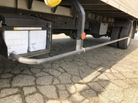 三菱ふそうキャンターアルミバン小型（2t・3t）[写真18]