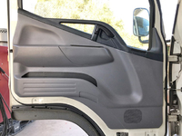 三菱ふそうキャンターアルミバン小型（2t・3t）[写真27]