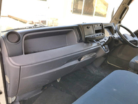 三菱ふそうキャンターアルミバン小型（2t・3t）[写真32]