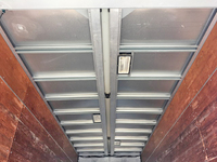 いすゞフォワードアルミウイング中型（4t）[写真10]